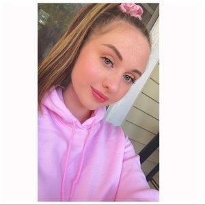 Meet your Posher, Natalie